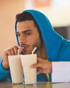 Молочно-яичный коктейль Эгг ног