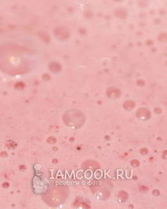 Молочный клубничный коктейль