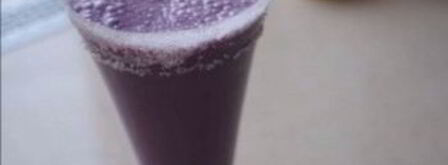 молочный коктейль из черники и шелковицы. Шаг 4