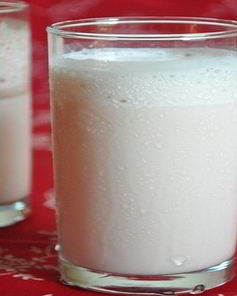 Молочный коктейль с сиропом