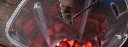 молочный коктейль с сушеными ягодами. Шаг 4