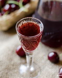 Наливка из вишни на водке