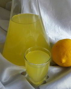 Лимонная настойка на спирту