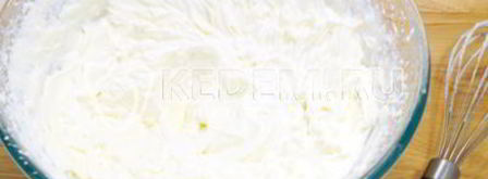 брусничный смузи со сливками. Шаг 5