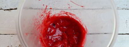 малиновый смузи с мороженым. Шаг 3