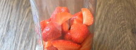 смузи клубничный чизкейк. Шаг 5