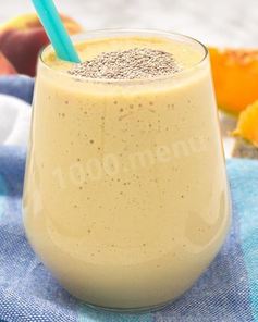 Смузи с дыней, бананом и персиком