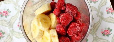 смузи с малиной и бананом. Шаг 4