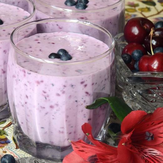 Творожно-черничный коктейль