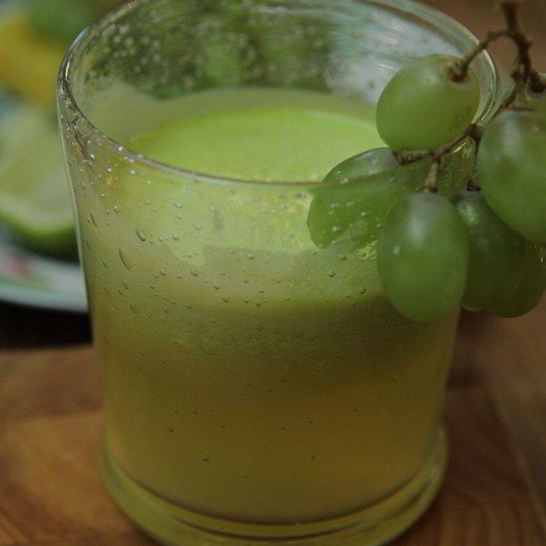 Рецепт зеленого фруктового коктейля