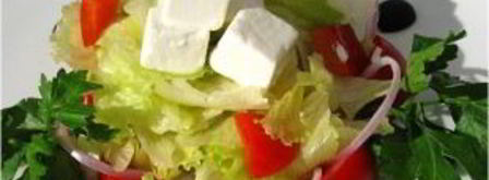 греческий салат с адыгейским сыром. Шаг 10