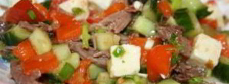 салат греческий с мясом. Шаг 10