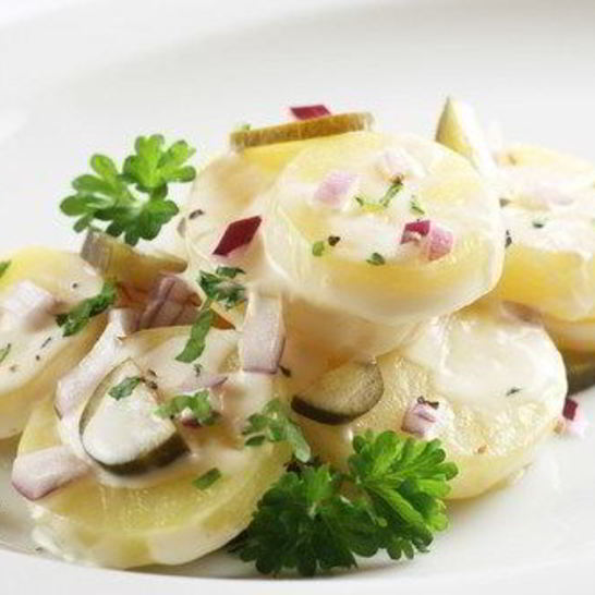 Рецепт картофельного салата с грецкими орехами и эстрагоном