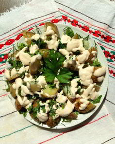 Картофельный салат с заправкой из феты