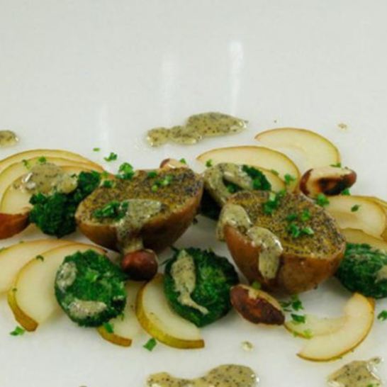 Рецепт салата из картофеля, груш и орехов пекан