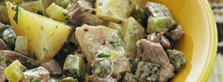 салат из картофеля с сельдью и телятиной. Шаг 8