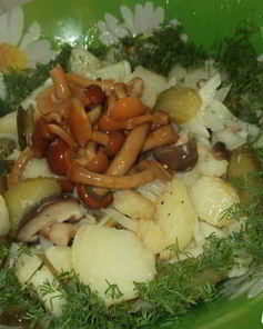 Салат с картофелем и грибами