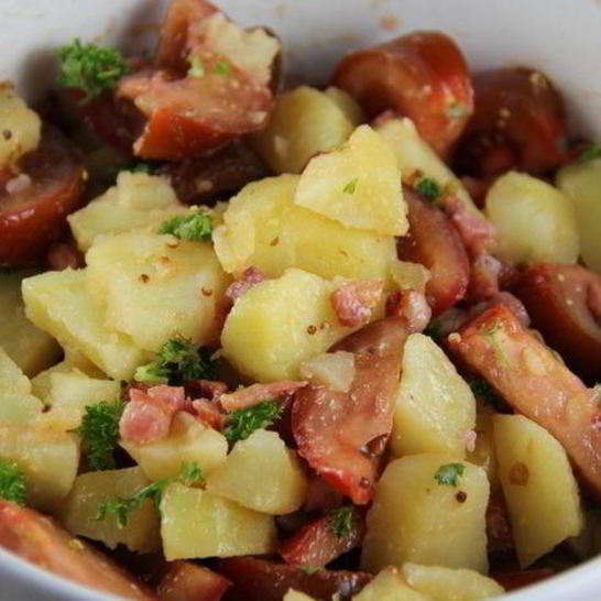 Рецепт салата с картофелем и помидорами по-деревенски