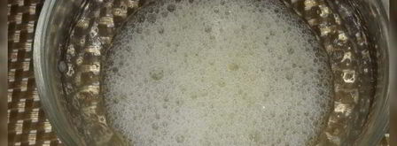 салат с картофелем, скумбрией и крекерами из отрубей. Шаг 4