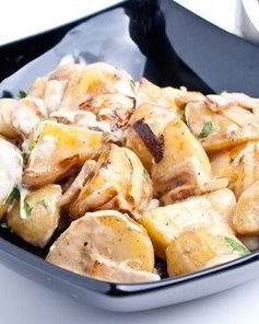 Теплый картофельный салат на гриле