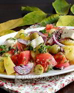 Теплый салат с картофелем