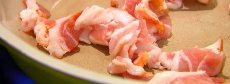 лионский салат с карамелизированным луком и орехами. Шаг 3