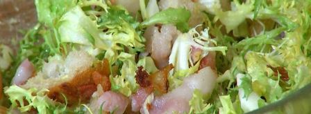 лионский салат с карамелизированным луком и орехами. Шаг 7