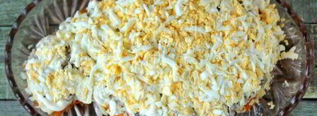 новогодний слоеный салат овечка. Шаг 7