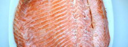 оливье с семгой и красной икрой. Шаг 4