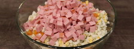 оливье в ветчине. Шаг 5