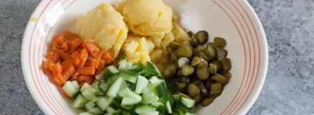 постный оливье с креветками. Шаг 8