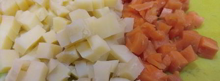 салат оливье в майонезном блинчике. Шаг 5