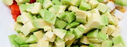 современный оливье с авокадо. Шаг 5