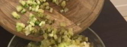 традиционный салат оливье. Шаг 4