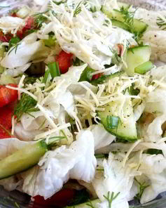 Овощной салат с сыром