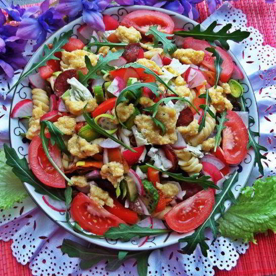 Рецепт праздничного салата с пастой