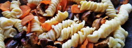 праздничный салат с пастой. Шаг 6