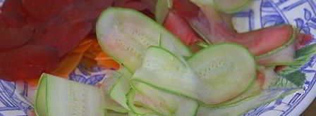 салат из свежих овощей с мятой. Шаг 3