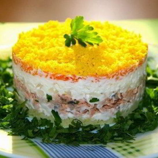 Рецепт порционного салата мимоза с горбушей