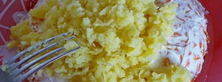 слоеный салат мимоза. Шаг 17