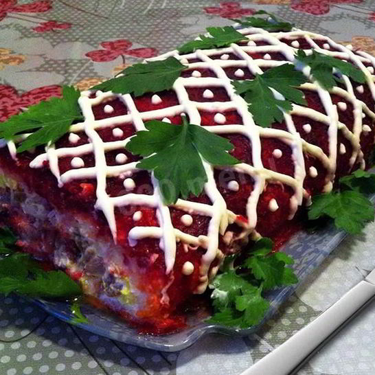 Рецепт классической сельди под шубой рулетом