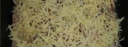 мясо с сыром и майонезом под шубой. Шаг 3
