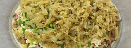 салат грибы под шубой. Шаг 4