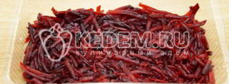 салат заливная селедка под шубой. Шаг 6