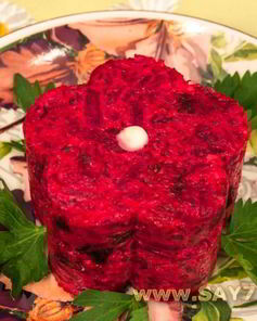 Салат со свеклой и черносливом