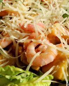 Салат цезарь с креветками без майонеза