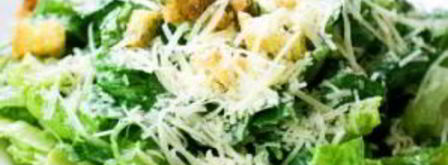 салат цезарь с огурцами. Шаг 9