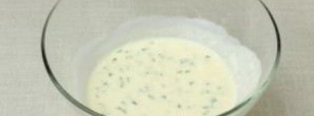 салат цезарь с ветчиной. Шаг 4