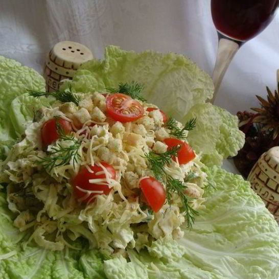 Рецепт цезаря по-домашнему с пекинской капустой и куриной грудкой
