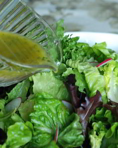 Весенний салат с французской заправкой